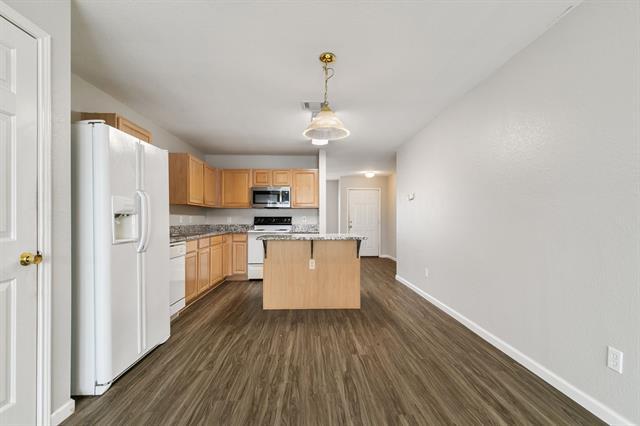 Building Photo - 2240 Northway