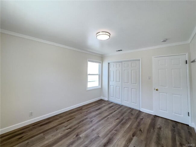 Building Photo - 1509 N Meadows Ave