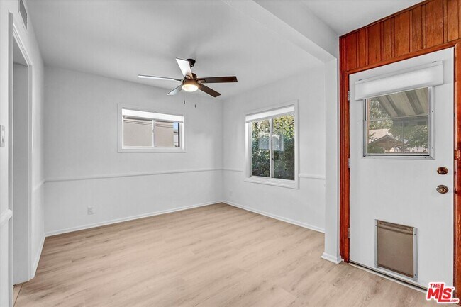 Building Photo - 7022 Cantaloupe Ave