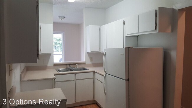 Building Photo - 3 br, 2 bath House - 2363 Second Street