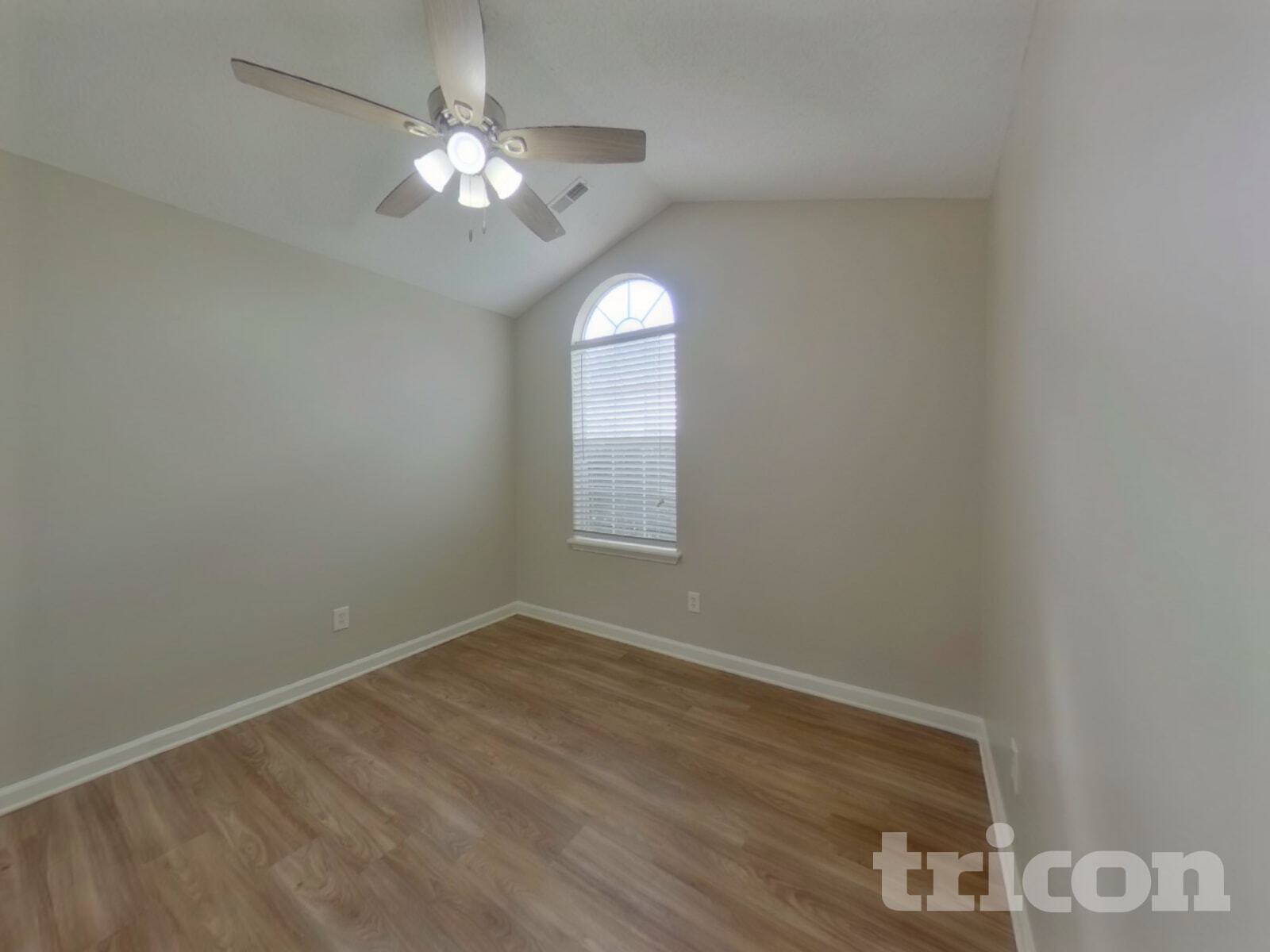 Building Photo - 4 Sweetberry Ct