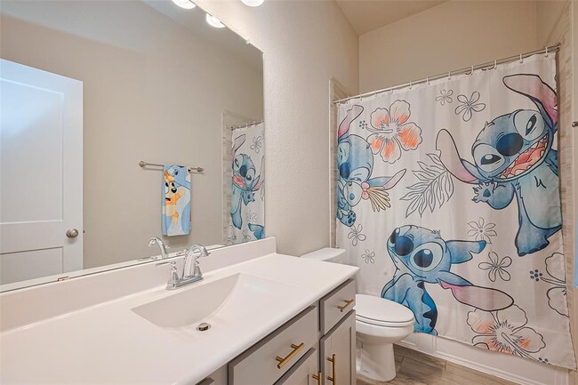 Building Photo - 7031 House Wren Ct
