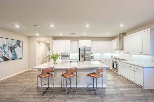 Building Photo - 113 Bowery