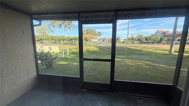 Building Photo - 3956 Elvira Ct