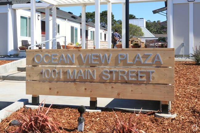 Sign - Ocean View Plaza