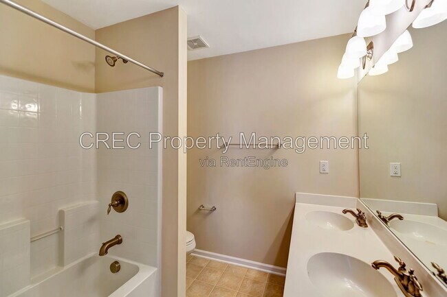 Building Photo - 9161 Parlor Dr