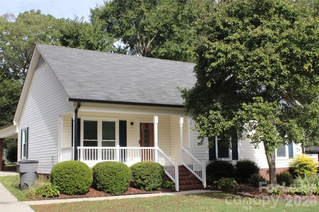 Building Photo - 2212 Crosswinds Ct