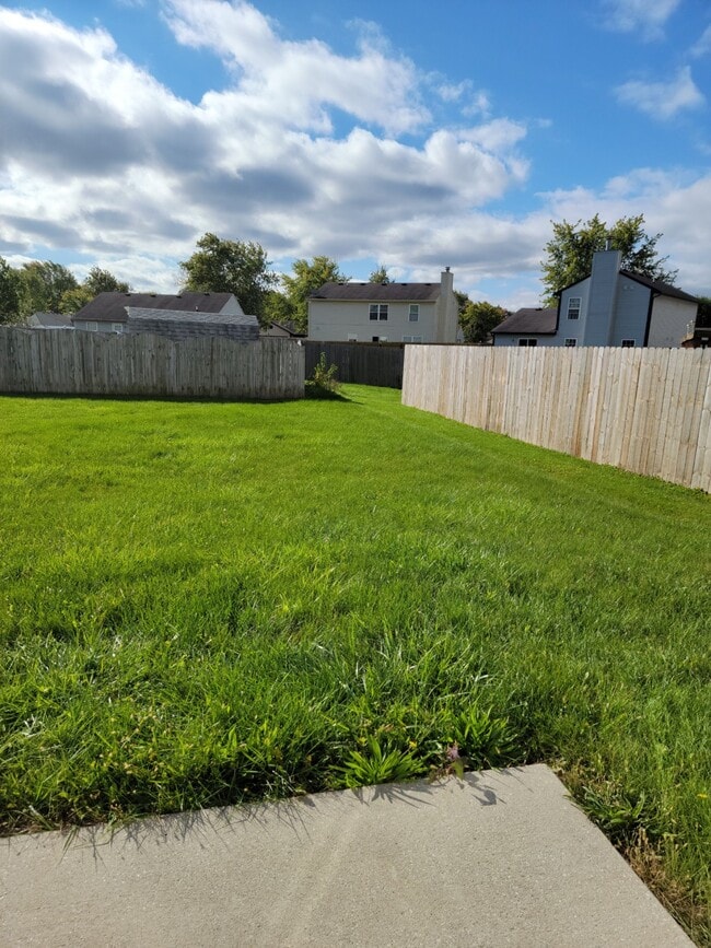 Building Photo - 1607 Tooley Ct