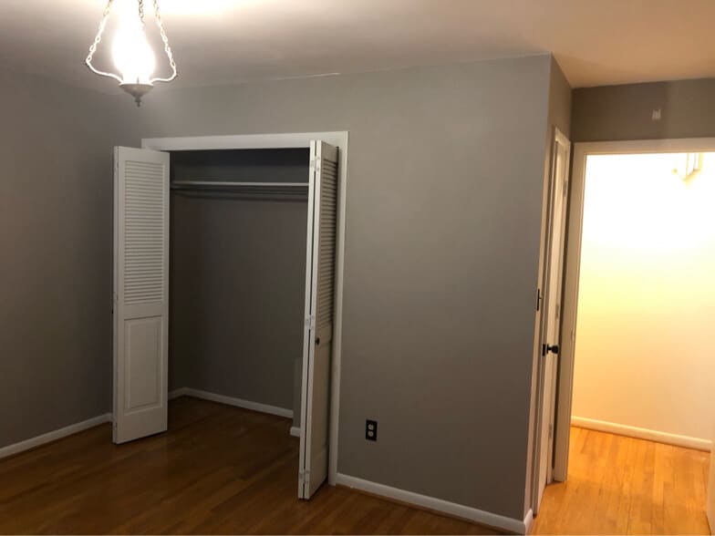 Building Photo - 5118 Cumberland Wood Dr NW