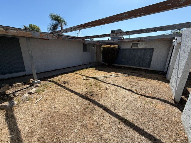 Building Photo - 9036 Haskell St