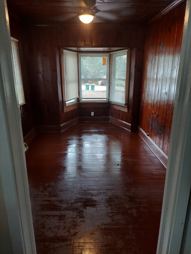 Building Photo - 412 Hickory Chapel Rd