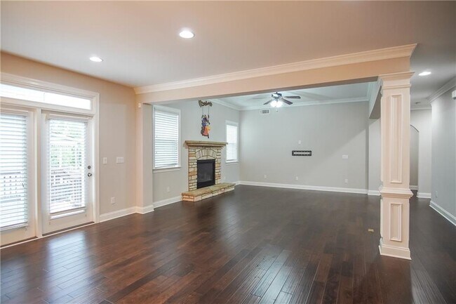 Building Photo - 3050 Davidsonville Dr