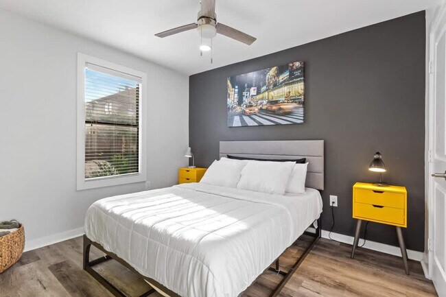 Building Photo - 2620 Arbor St