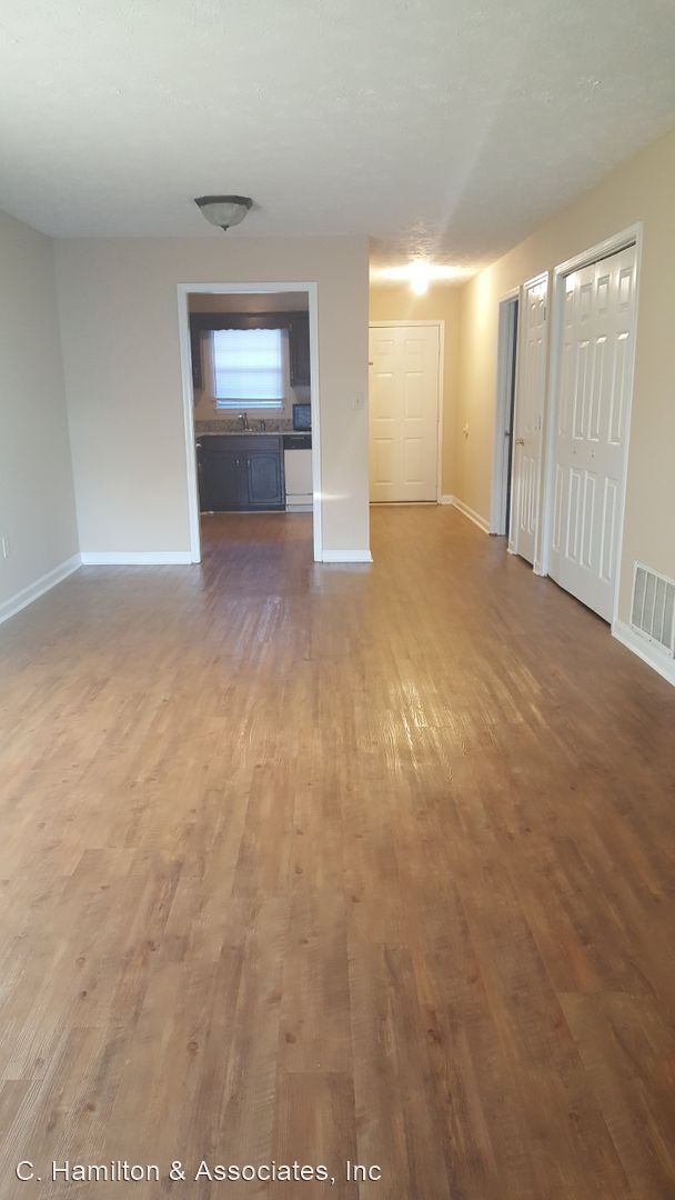 Building Photo - 149 Morton Ave