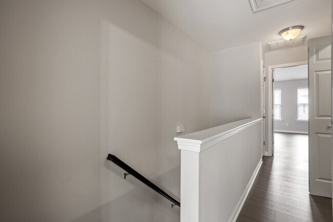 Building Photo - 6632 Clarksburg Pl