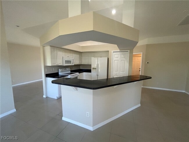 Building Photo - 3516 SW 15th Pl