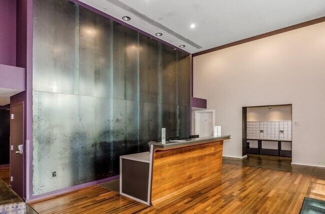 Building Photo - 1 Earhart St