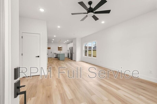 Building Photo - 1715 Heiman St