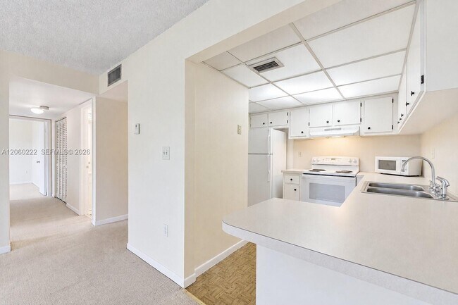 Building Photo - 14250 SW 62nd St