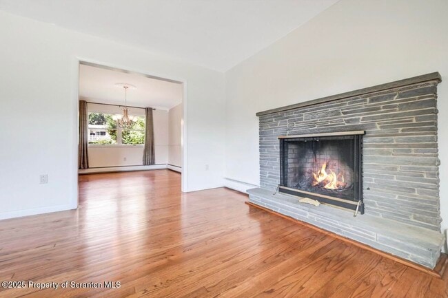 Building Photo - 107 Carteret Dr