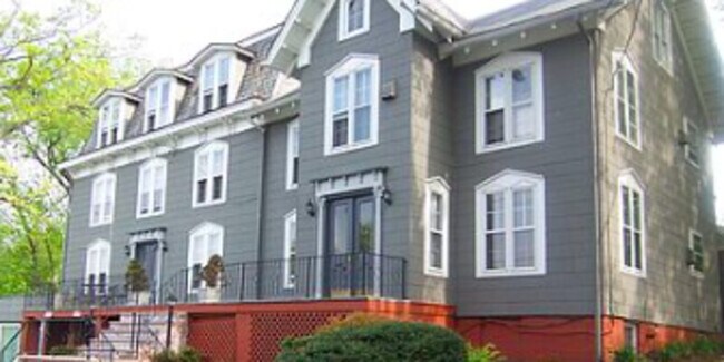 Primary Photo - 285-289 Hudson St