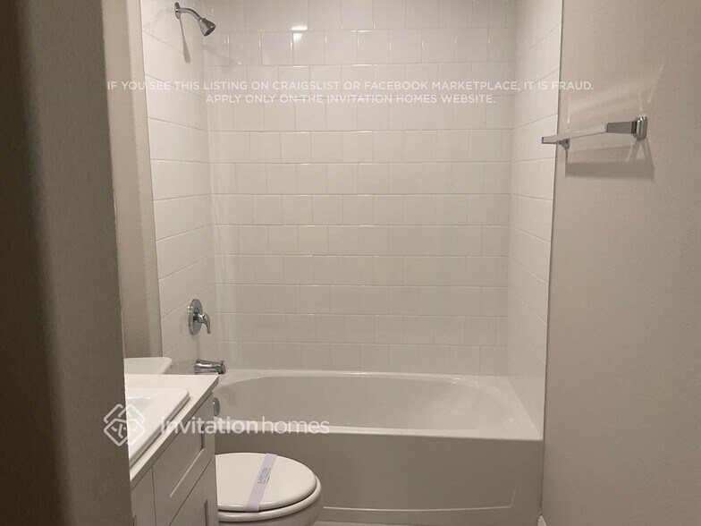 Building Photo - 437 Blanco Dr