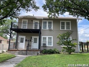 Building Photo - 803 W Rosewood Ave