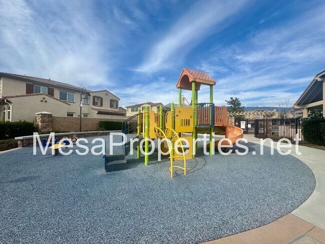 Building Photo - 13187 Oatman Dr