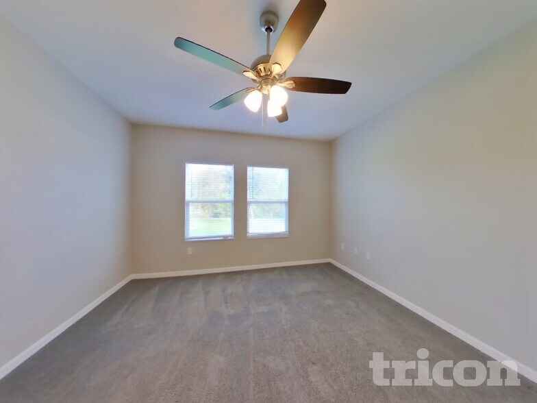 Building Photo - 2996 Neverland Dr