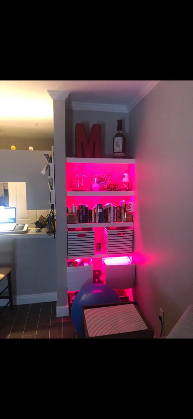 Building Photo - 800 S Dakota Ave