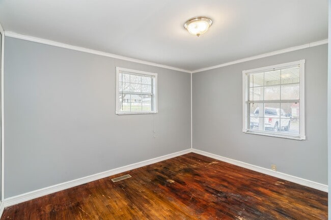 Building Photo - 153 Yankee St