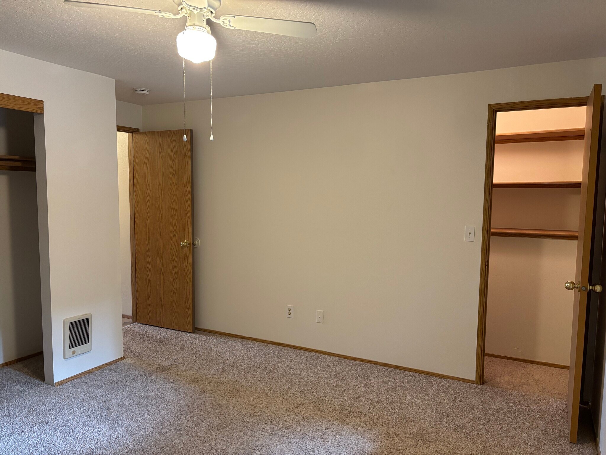Bedroom - 49 SE 60th Ave