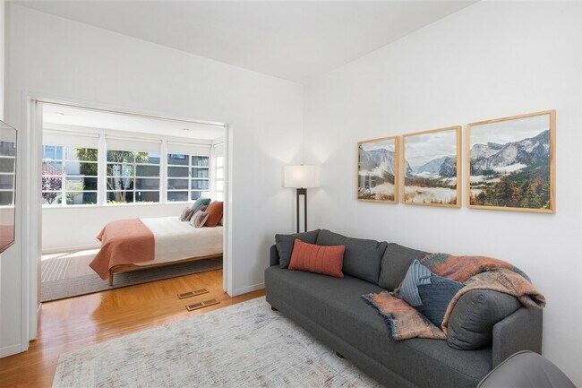 Building Photo - 180 St Germain Ave