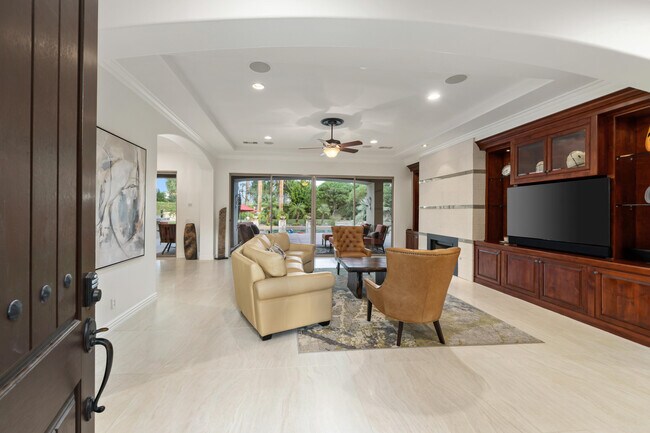 Building Photo - 48532 Bighorn Dr