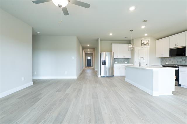 Building Photo - 3405 Pat Mayse Dr