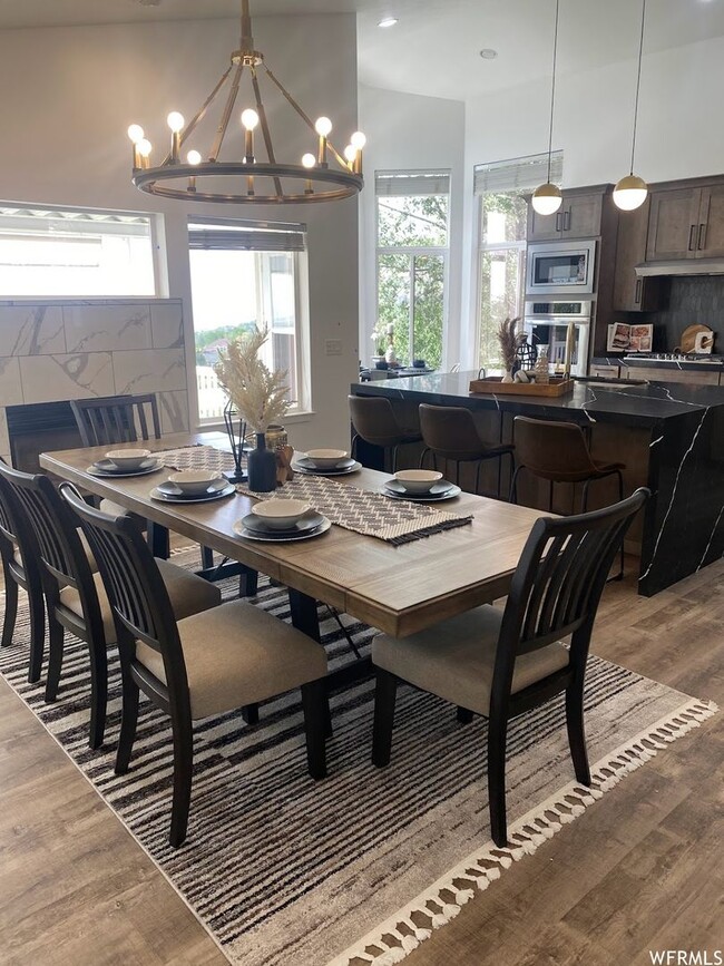 Building Photo - 4100 Sqft Gorgeous Home with Amazing Temple and Valley Views