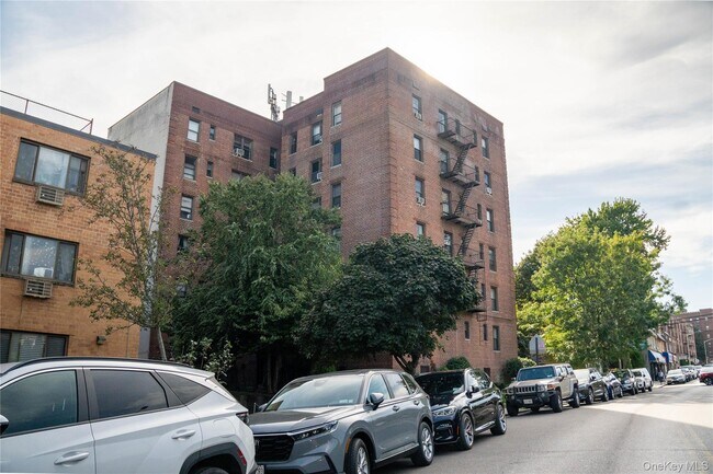 Building Photo - 170-06 Crocheron Ave