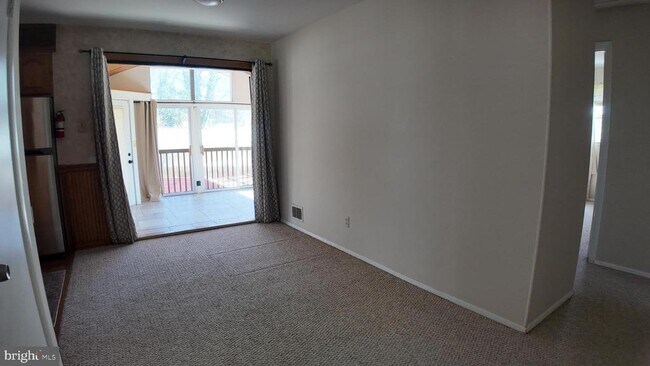 Building Photo - 4419 Renn St