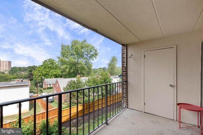 Building Photo - 114 Roberts Ln