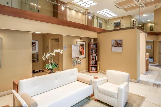 Building Photo - 2200 N Westmoreland St