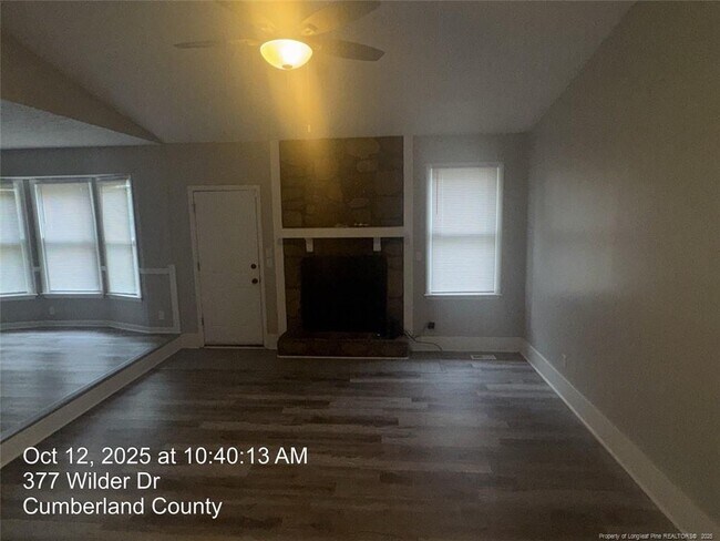 Building Photo - 377 Wilder Dr