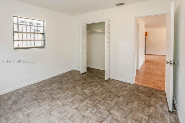 Building Photo - 6747 NW 5th Ct