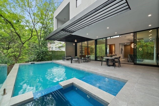 Building Photo - 3415 Rosefinch Trail