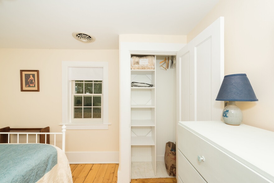 Building Photo - 69 Dennett St