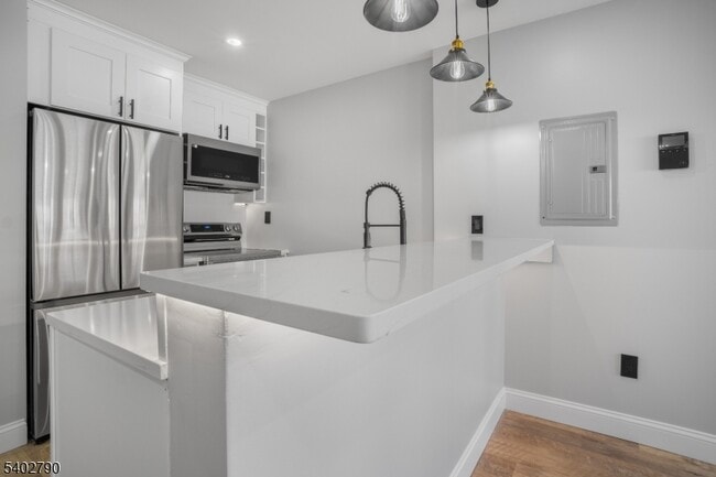 Building Photo - 479 15th Ave