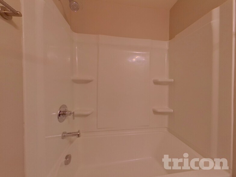 Building Photo - 153 Auburn Gate Ln