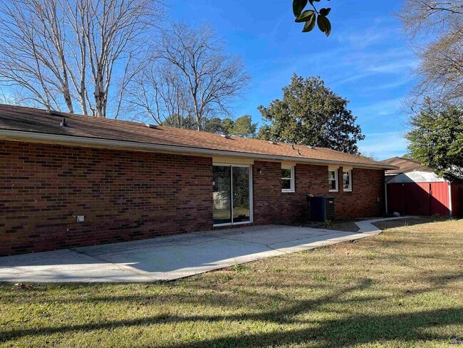 Building Photo - 110 Lockwood Dr