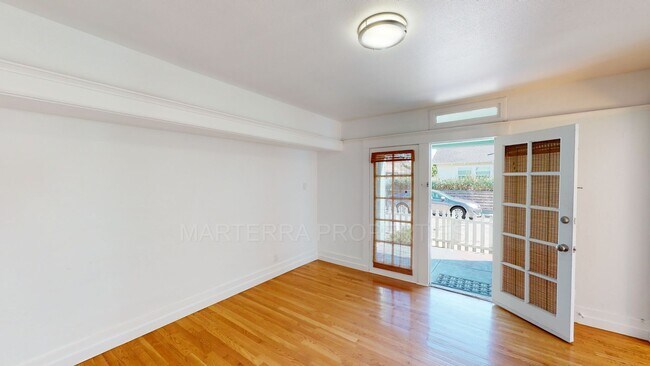 Building Photo - 431 Zona Ct