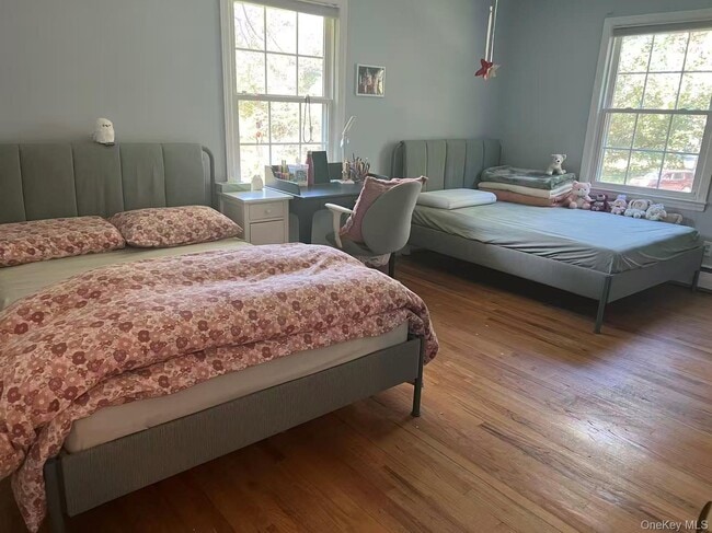 Building Photo - 2 Sunset Ln