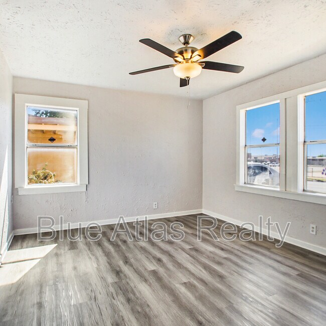 Building Photo - 5633 Ramey Ave
